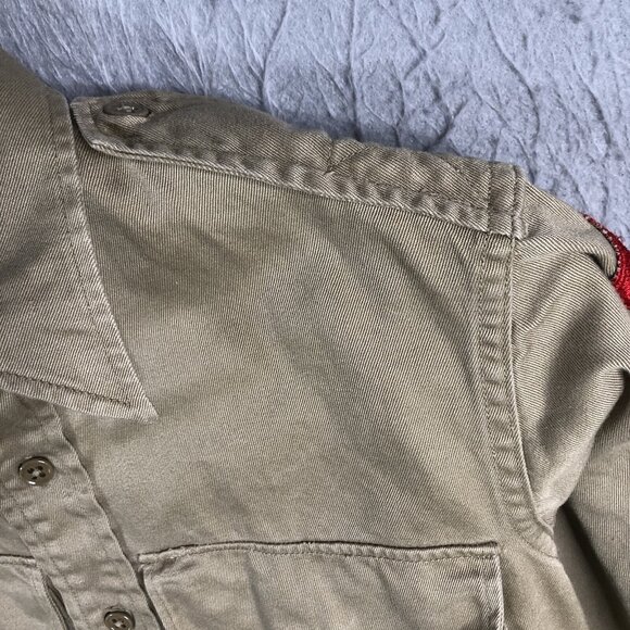 Vintage WWII Uniform Shirt Mens XS Khaki Long Sleeve Red Four Leaf Clover Patch - Picture 7 of 16